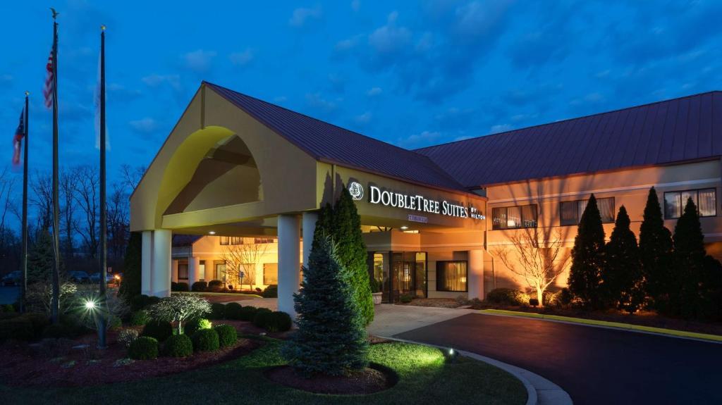 DoubleTree Suites by Hilton Hotel Cincinnati - Blue Ash